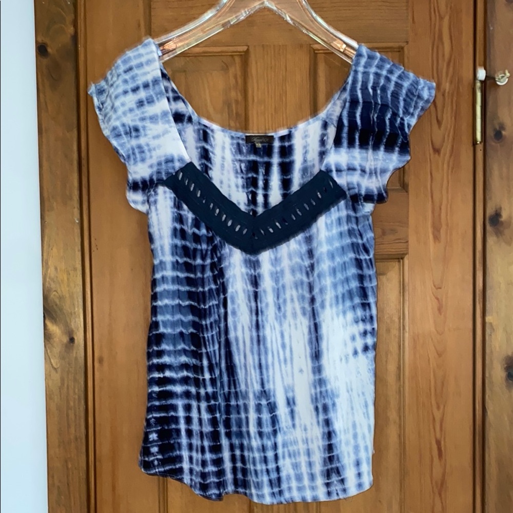 Sugarlips Navy Blue and White Tye Dye Lace Cap Sleeve Top